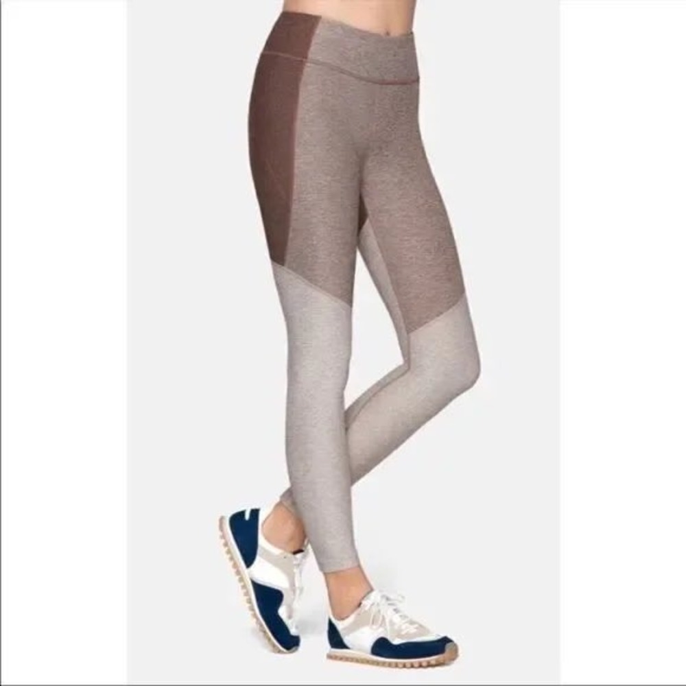 Outdoor Voices 26" length Tan Gray tri- tone leggings Athletic Pocket Size S